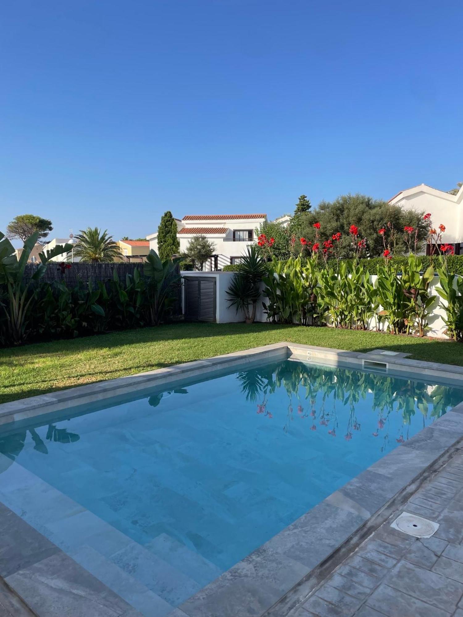 Villa d’Aina * Propiedad privada con piscina Cala en Bosch Esterno foto